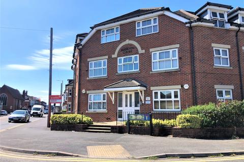 Egerton Court, 1 Egerton Gardens... 2 bed flat for sale