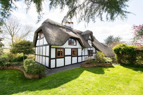 Main Street, Bishampton, Pershore... 4 bed detached house for sale
