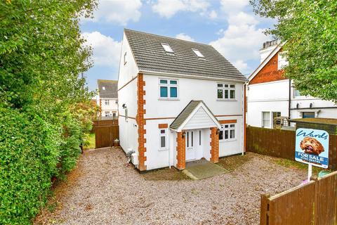 Station Road, Lydd, Romney Marsh, Kent 4 bed detached house for sale