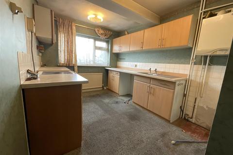 Tavistock Road, Basildon, Essex 3 bed semi