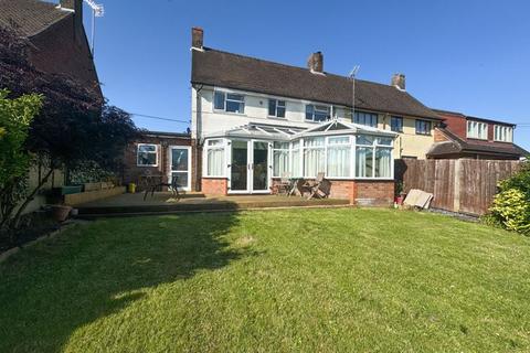 New Road, Drayton Parslow MK17 3 bed semi
