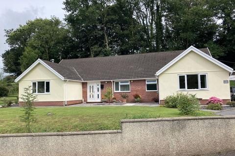 4 bedroom detached bungalow for sale