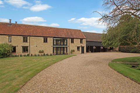 5 bedroom country house for sale