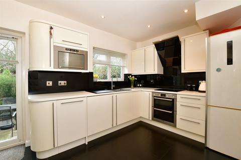 Alberta Avenue, Sutton, Surrey 3 bed semi