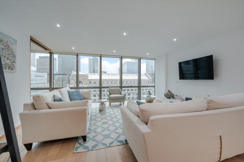 West India Quay, 26 Hertsmere Road... 2 bed flat for sale