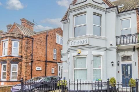 Wellesley Road, Great Yarmouth, NR30 9 bed end of terrace house for sale