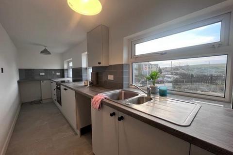 Tong Lane, Bacup 3 bed end of terrace house for sale