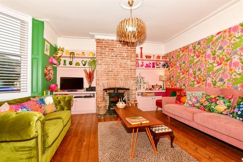 Canterbury Road, Whitstable, Kent 3 bed terraced house for sale