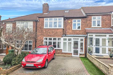 The Ridgeway, Gidea Park, RM2 3 bed terraced house for sale