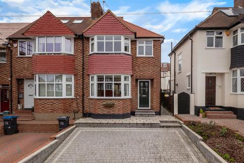 Dunster Avenue, Morden SM4 3 bed end of terrace house for sale
