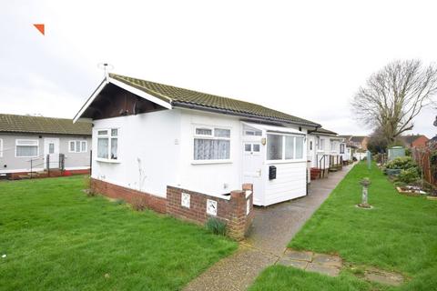 2 bedroom static caravan for sale