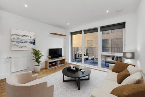 Grattan Court, LONDON E3 2 bed flat for sale