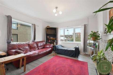 Ray Court, Ray Gardens, Stanmore... 2 bed apartment for sale