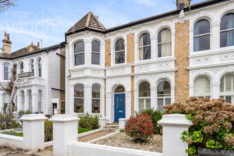 Sackville Gardens, Hove, East Sussex... 3 bed maisonette for sale