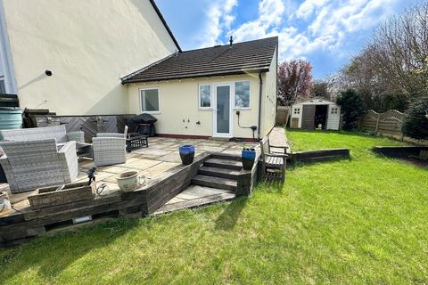 2 bedroom semi-detached bungalow for sale