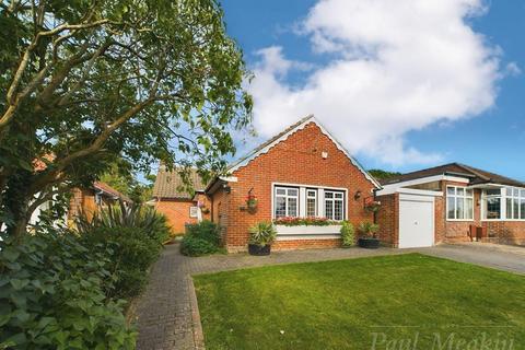 Tandridge Gardens, Sanderstead 3 bed detached bungalow for sale
