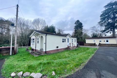 Wyatts Covert, Denham 2 bed park home for sale