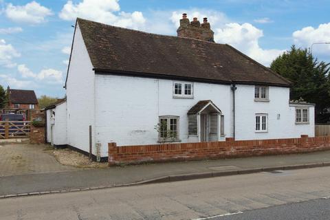 3 bedroom cottage for sale