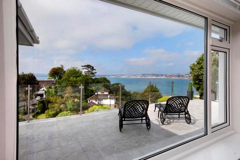Rock End Avenue, Torquay, TQ1 3 bed detached house for sale