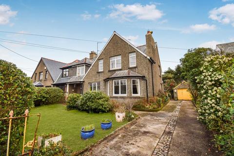 Beach Road, Morfa Bychan 5 bed semi