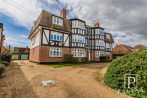 Eton Road, Frinton