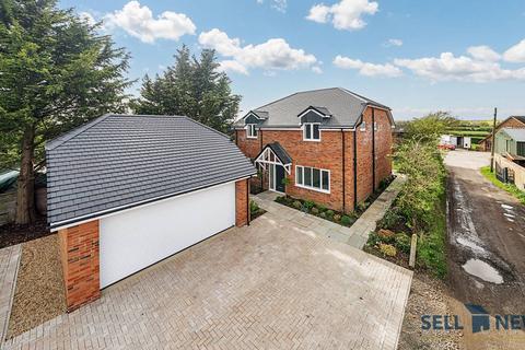 Bedford Road, Great Barford MK44 4 bed detached house for sale