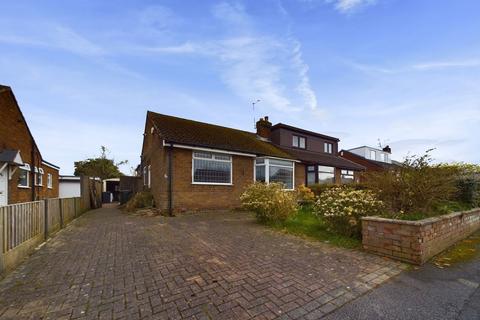 Brighouse Close, Ormskirk, L39 3NB 3 bed semi