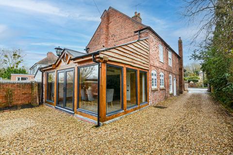 15 The Village, Powick WR2 4 bed detached house for sale