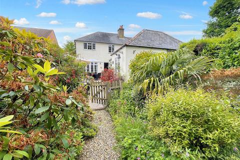 Southview Road, Hampshire GU35 4 bed semi