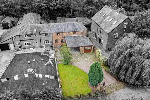Moss Lane, Warrington WA4 3 bed barn conversion for sale