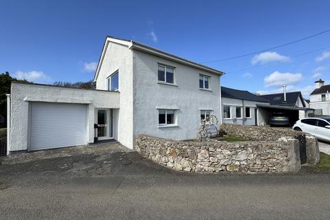 Lon Gwenfro, Llanbedrgoch, Anglesey... 3 bed detached house for sale