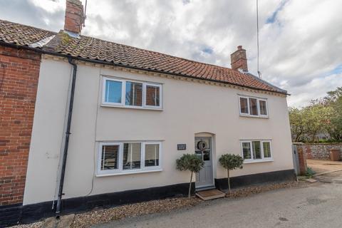 Back Street, South Creake, NR21 3 bed semi
