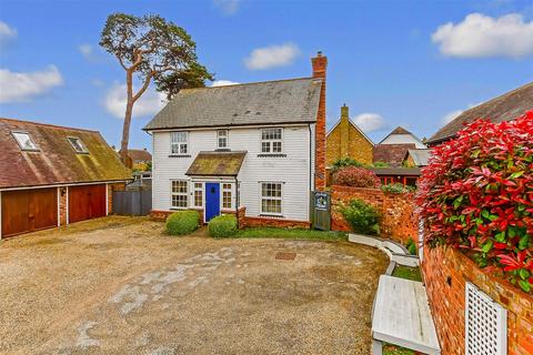Chapman Fields, Cliffsend, Ramsgate... 4 bed detached house for sale
