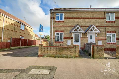 2 bedroom semi-detached house for sale