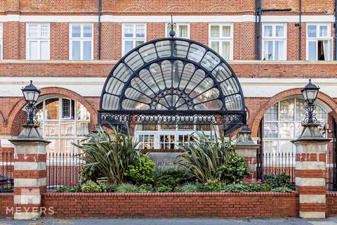 Burlington Mansions, 9 Owls Road... 2 bed apartment for sale