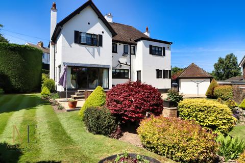 Gravesend DA12 4 bed detached house for sale