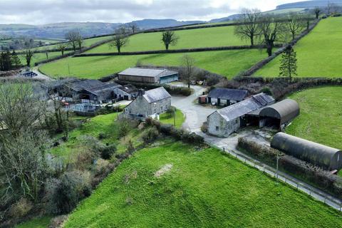 Teifi Valley, Llanybydder Farm for sale