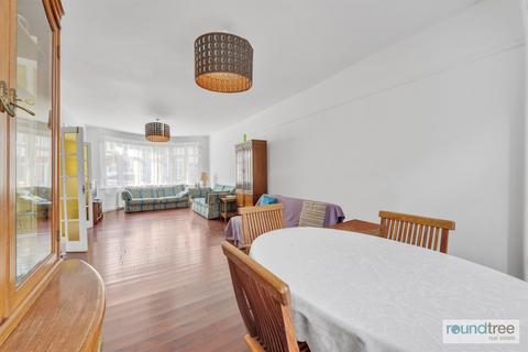 Sneath Avenue, Golders Green NW11 5 bed house for sale