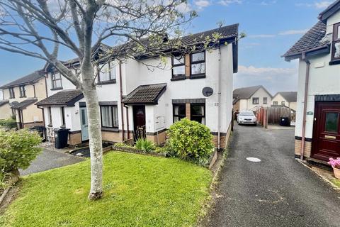 Meadowside, Newquay TR7 2 bed end of terrace house for sale