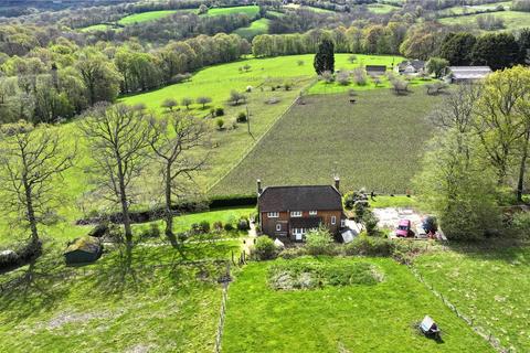 Broad Oak, Heathfield, East Sussex, TN21 3 bed detached house for sale