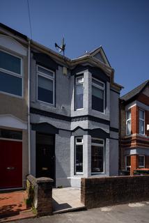 5 bedroom terraced house for sale