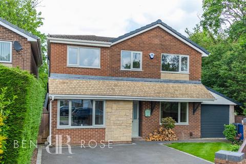 St. James Gardens, Leyland 4 bed detached house for sale