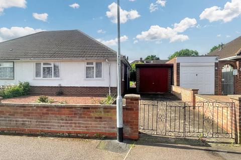 2 bedroom semi-detached bungalow for sale