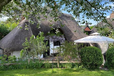 Lavender Hall Lane, Berkswell... 2 bed detached house for sale