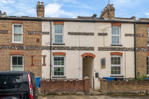 Oxford Road, Windsor, Berkshire 2 bed terraced house for sale