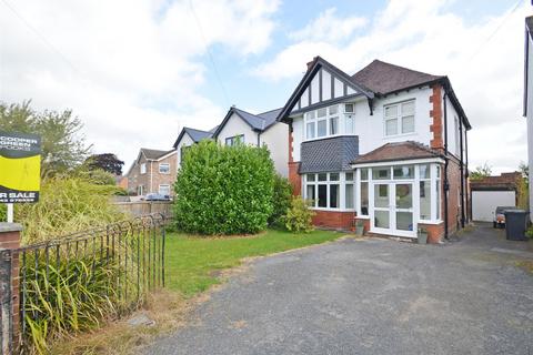 Wenlock Road, Shrewsbury 3 bed detached house for sale