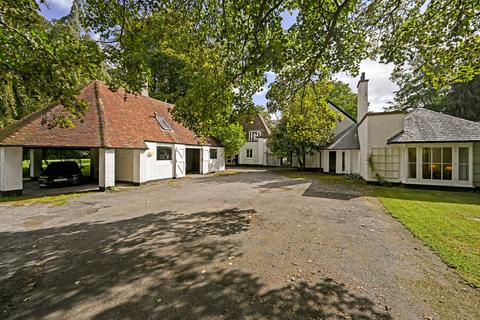 Seaton, Ickham, Canterbury, CT3 5 bed detached house for sale