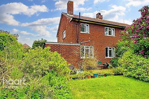 Cobham Close, Canterbury 3 bed semi