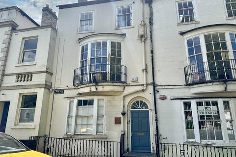 South Parade, Doncaster DN1 6 bed block of apartments for sale