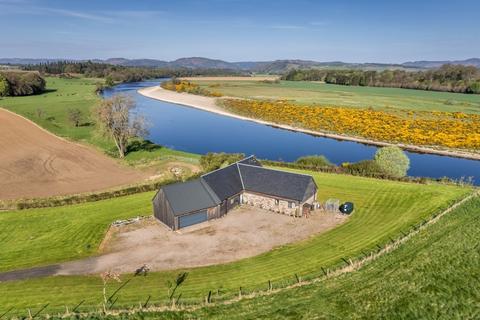 River Tay, Perthshire, Scotland Detached house for sale